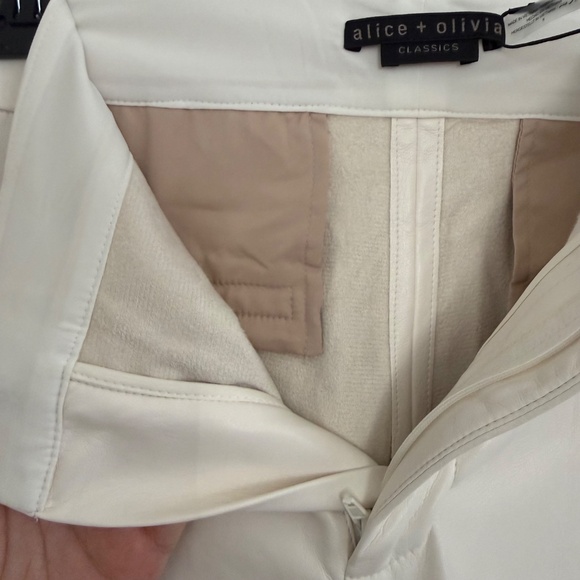 Alice and Olivia Dylan High Waist Faux Vegan Leather Fleeced Wide Leg Pants 8 - Picture 6 of 16